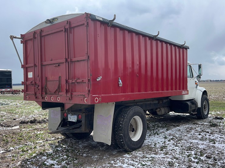 1999-international-4900-image-4