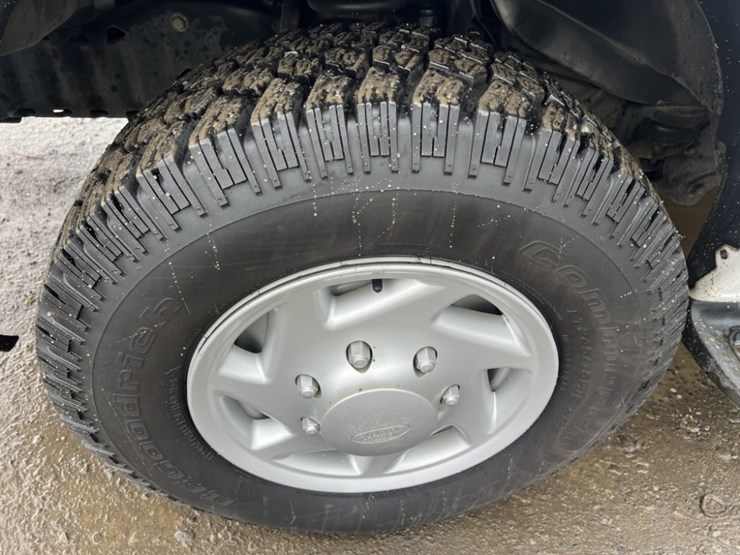 2008-ford-e350-image-16