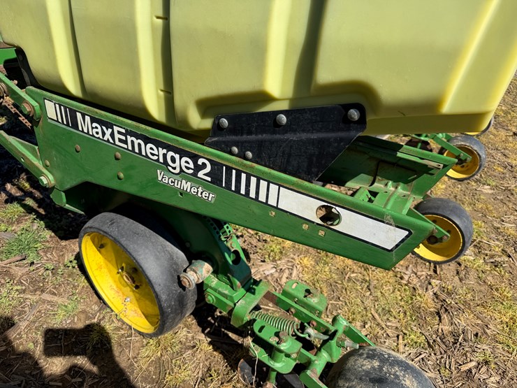 john-deere-7300-image-63