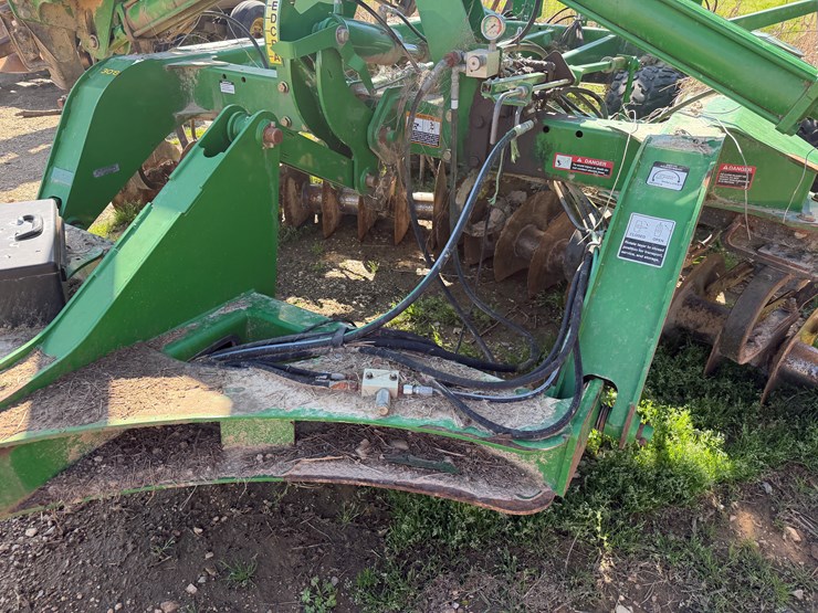 john-deere-2623vt-image-31