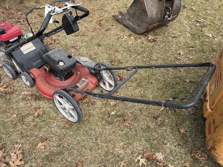 (2)-push-mowers-image-3