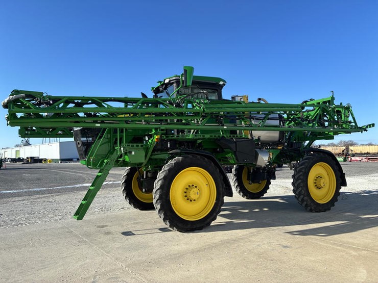 2022-john-deere-410r-image-9