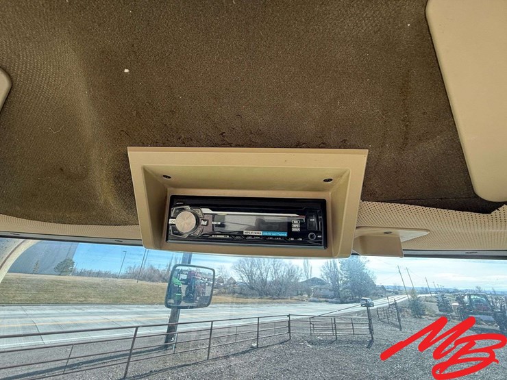 1995-john-deere-8200-image-20