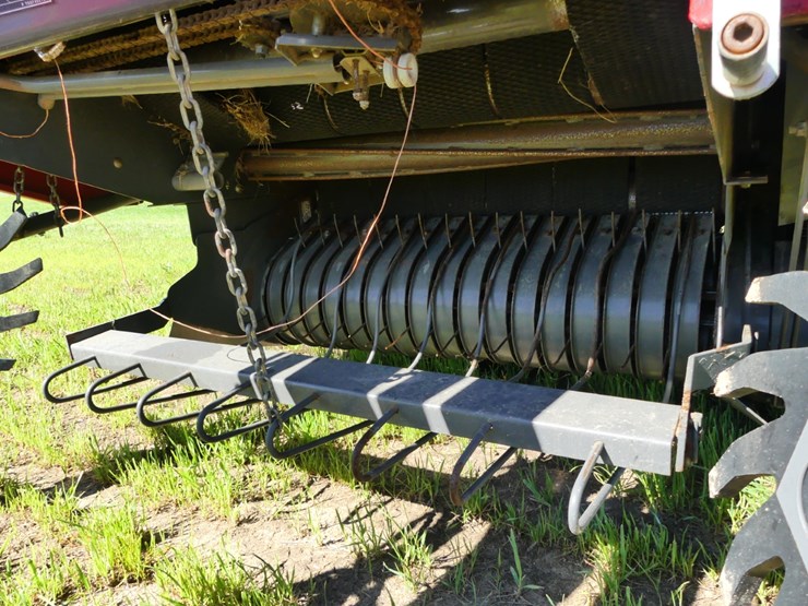 massey-ferguson-1745-image-10