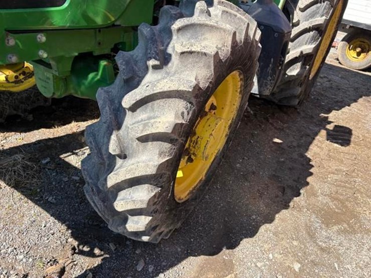 john-deere-5085e-image-11