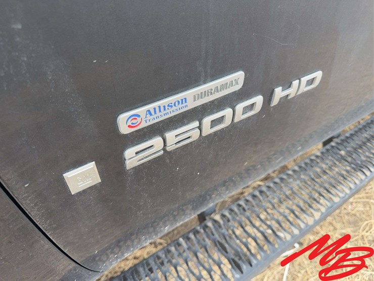 2009-gmc-sierra-2500-image-21