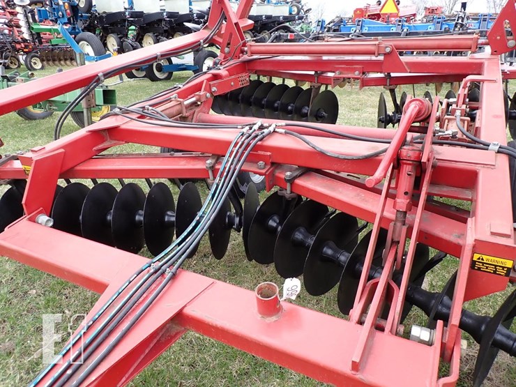 case-ih-3900-image-14