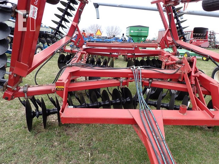 case-ih-3900-image-4