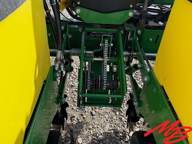 john-deere-1720-image-14