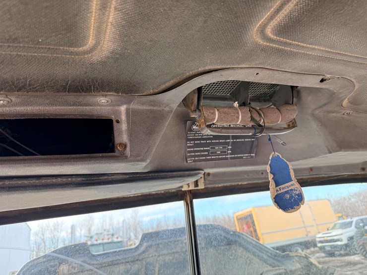 1988-mack-dm690s-image-59