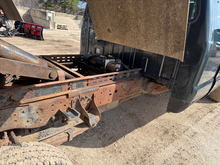 2005-ford-f350-xl-image-17