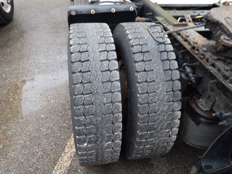 2016-international-8600-image-12