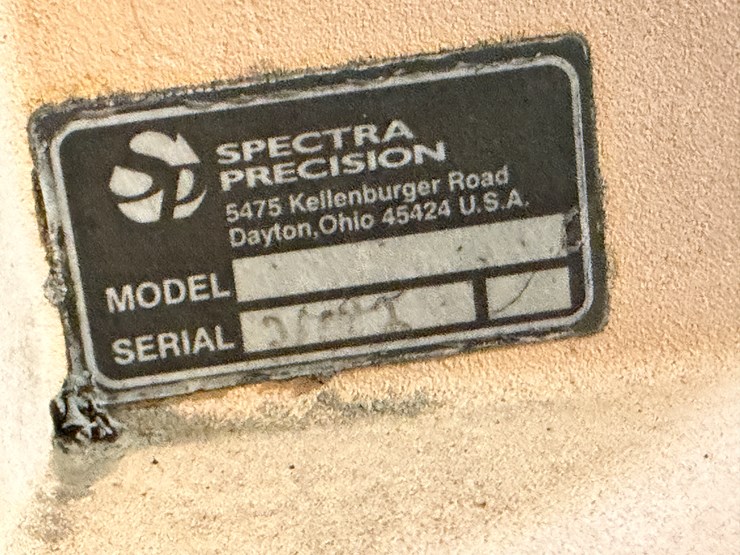 #37049-•-**-spectra-precision-twin-laser-plane-w/control-system-image-11