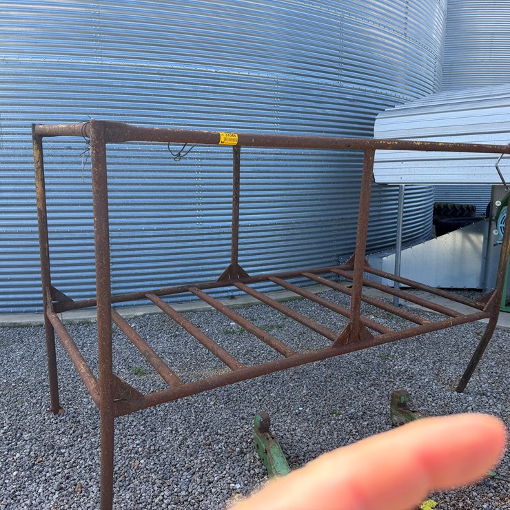 #37045 • ** Metal Rack