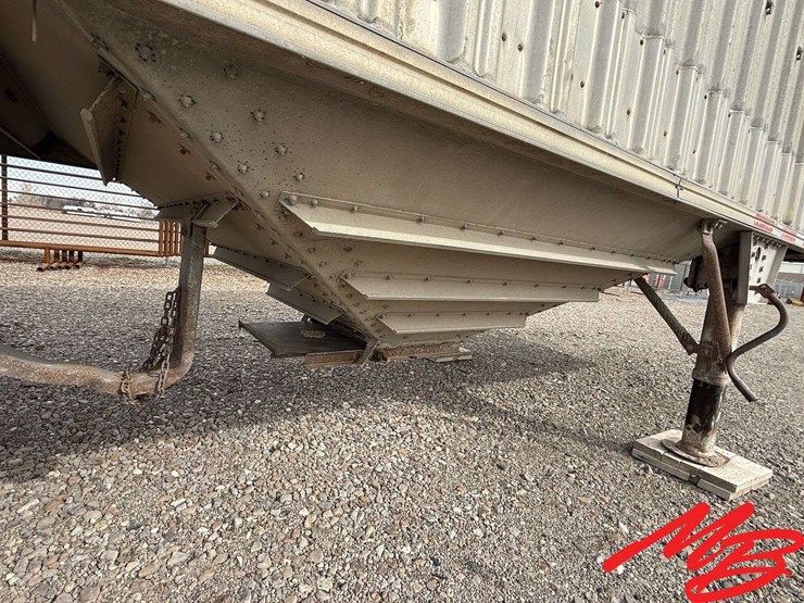 1980-wilson-grain-trailer-image-7