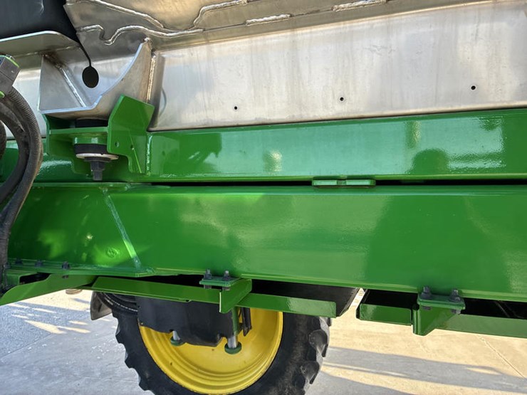 2022-john-deere-410r-image-28