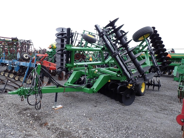 john-deere-635-image-2