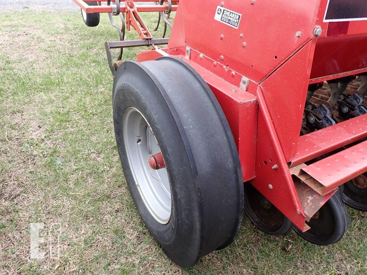 case-ih-5100-image-9