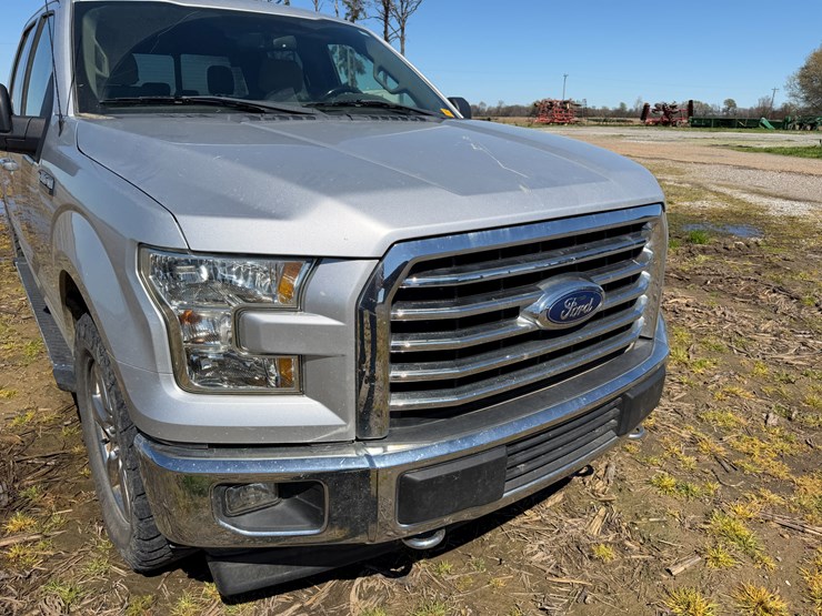 2017-ford-f150-image-27