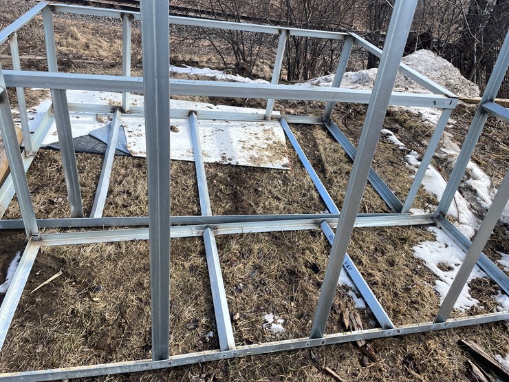 #2495-•-(2)-metal-crates-image-13