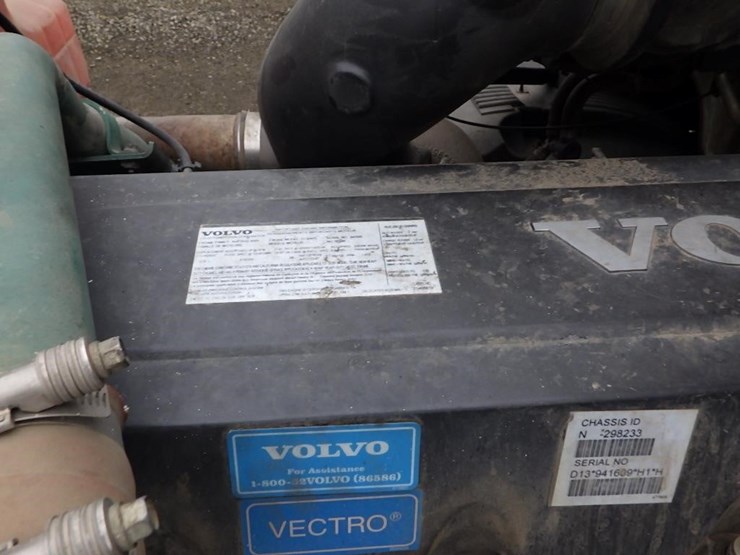 2011-volvo-vnl-t/a-truck-tractor-image-19