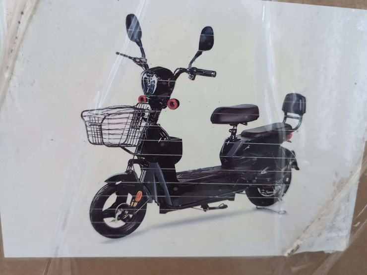 irev-electric-high-end-two-wheeled-vehicle---new-in-box---black-image-6