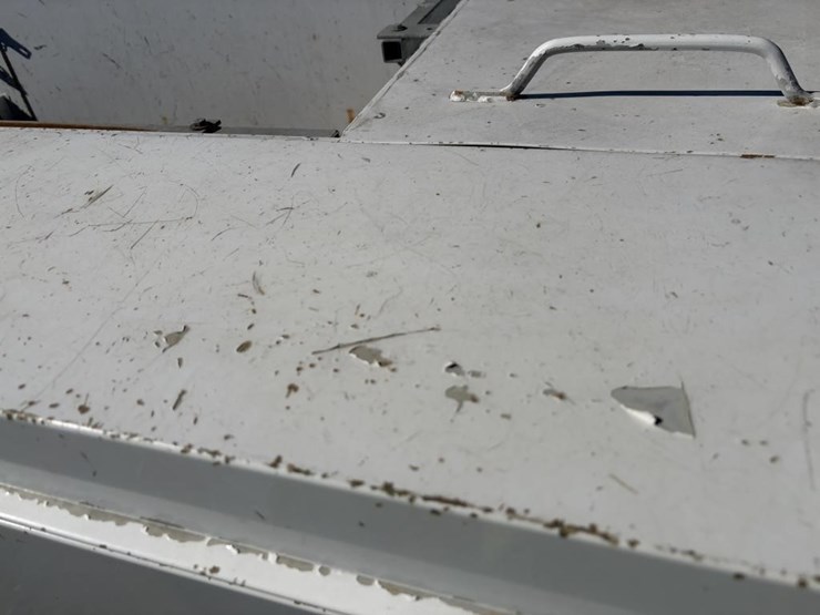 2016-chevrolet-2500-image-32