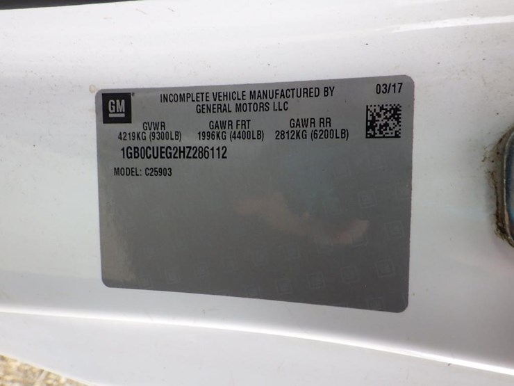 2017-chevrolet-2500-image-29