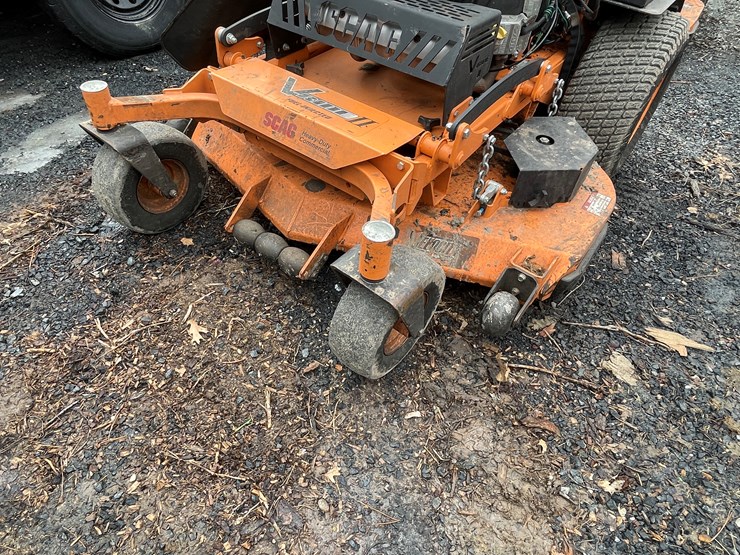 #1015-•-scag-v-ride-lawn-mower-(fall-creek,-wi)-image-34