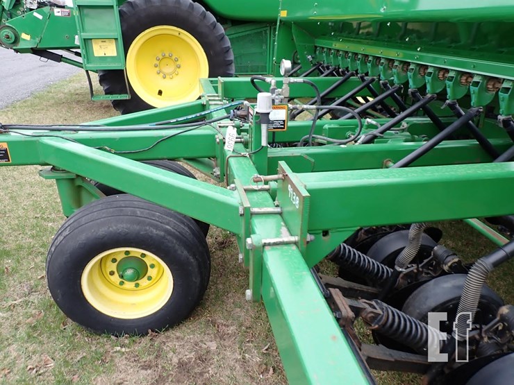 john-deere-1590-image-12