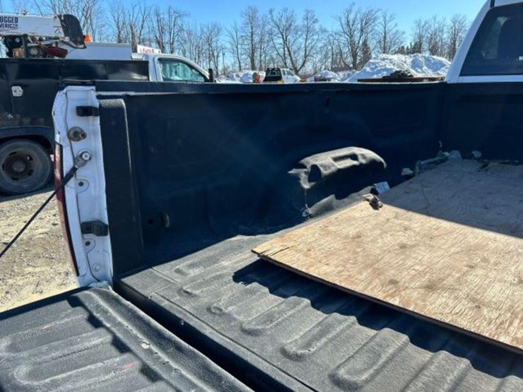 2018-ram-2500-hd-image-46