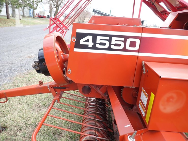 hesston-4550-image-10