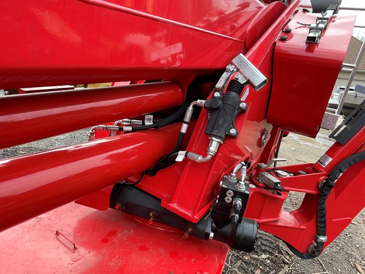 #1000-•-2024-cmc-90hd+-lift-(fall-creek,-wi)-image-29