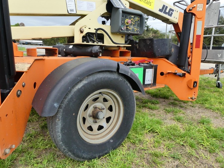 2016-jlg-t350-image-7
