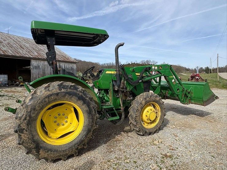 john-deere-5055e-image-2