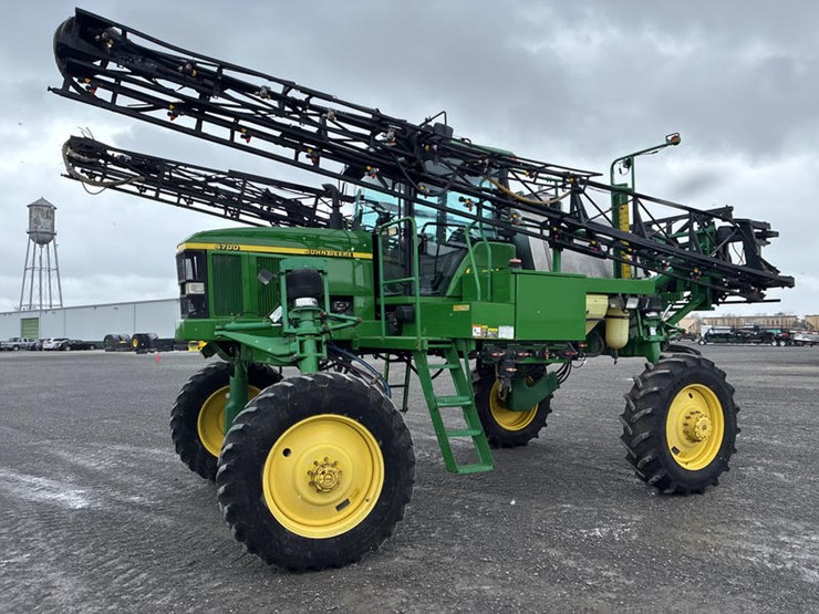 1998-john-deere-4700-image-9