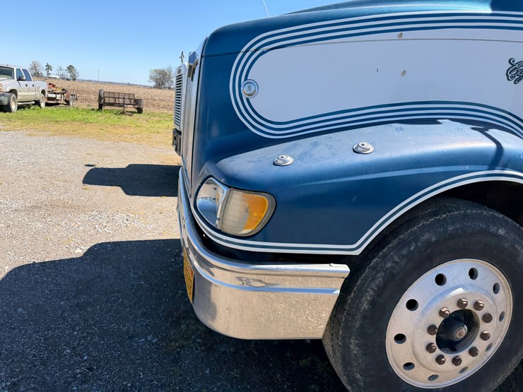 #42452-•-2007-international-l9427-daycab-truck-tractor-vin:-2hscnapr37c468369-image-33