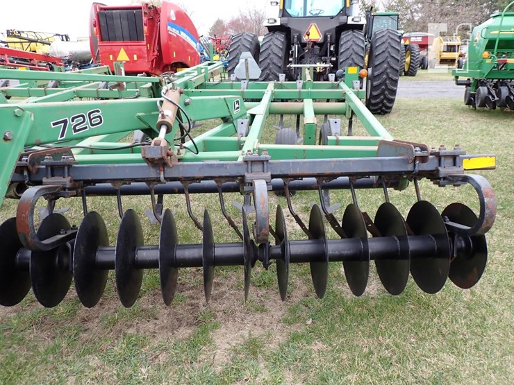 john-deere-726-image-4