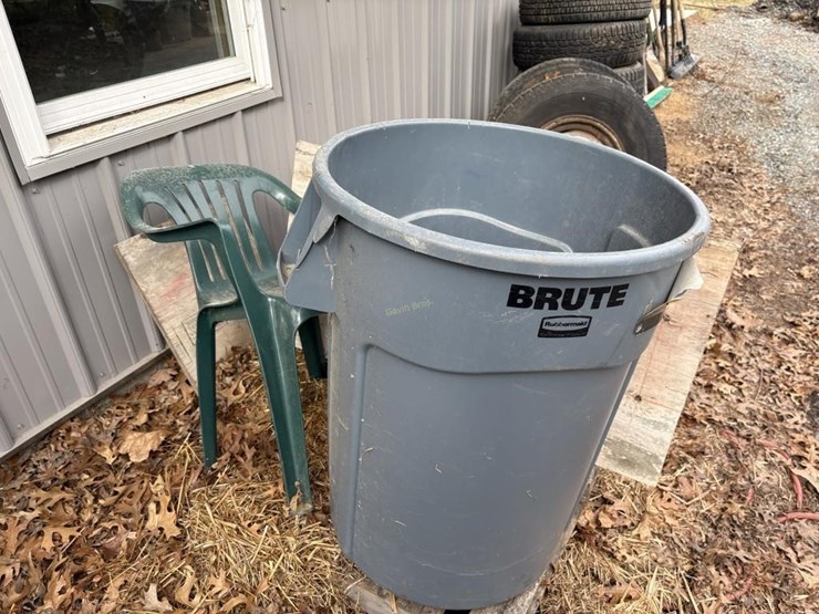 garbage-can,-chair-etc-image-3