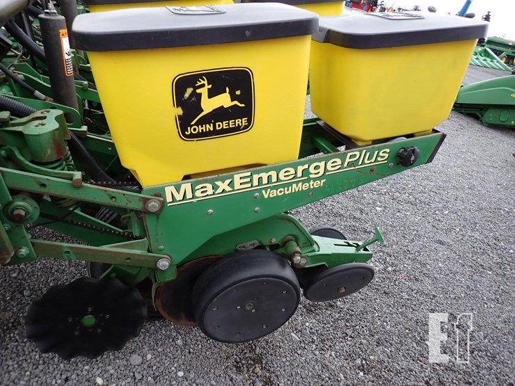 john-deere-1750-image-6