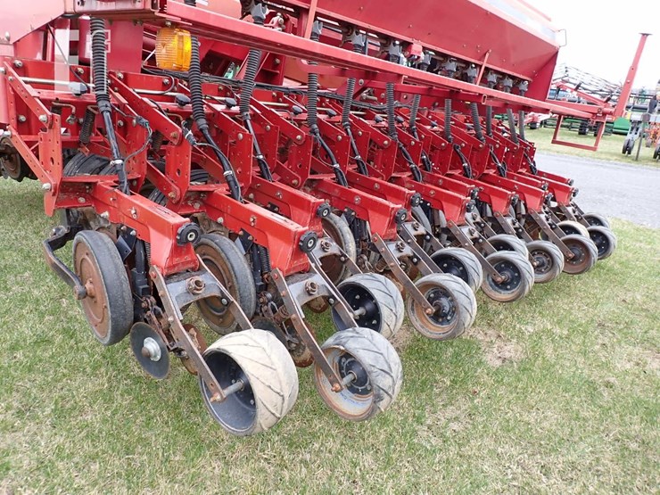 case-ih-5500-image-8