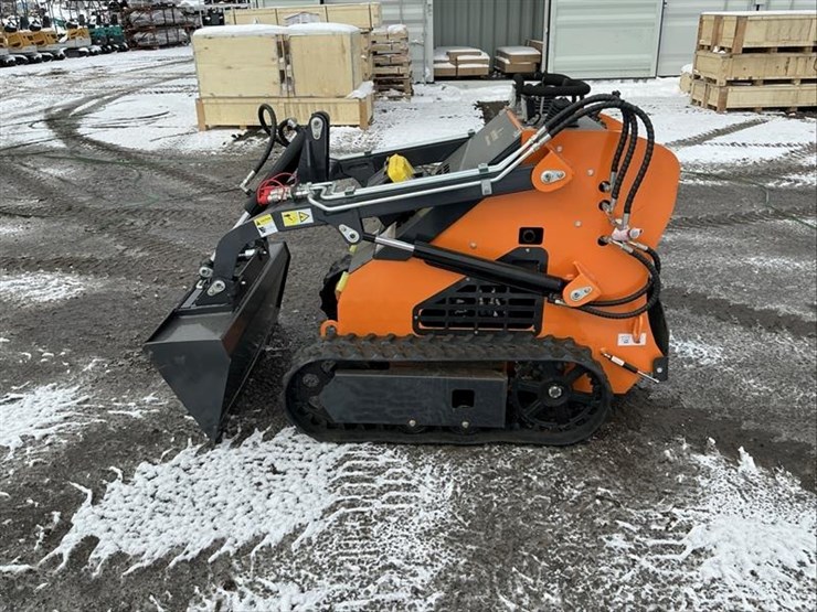 #1013-•-unused-landhero-lhr‑me380x1-mini-skid-steer-loader-image-2