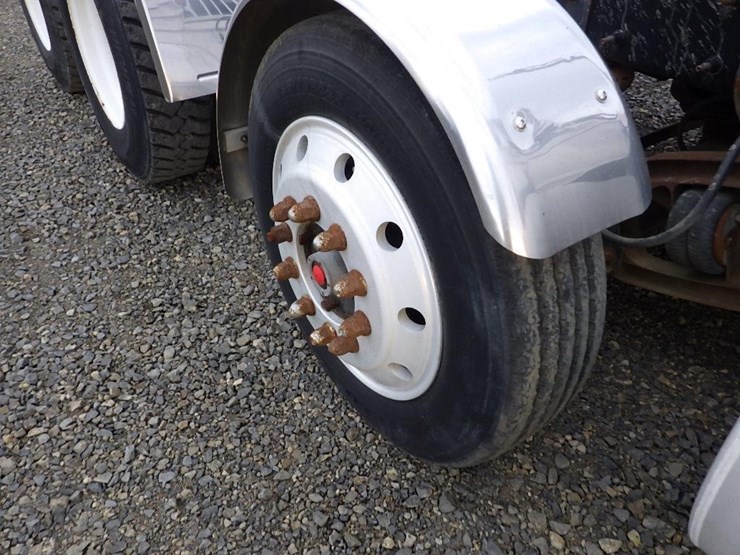 2016-international-prostar-image-32