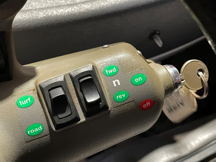 #1026-•-2003-gem-e825-electric-golf-cart-(independence,-wi)-image-19