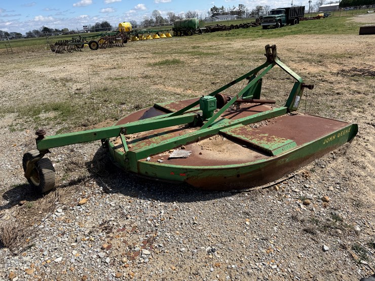 john-deere-7-image-3