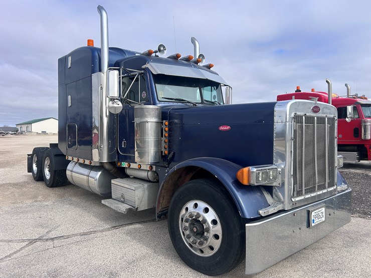 2000-peterbilt-379-image-7