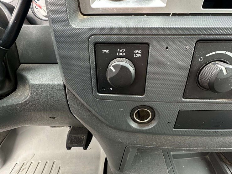 2008-dodge-ram-2500-image-27