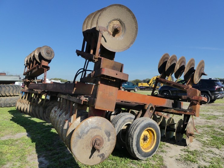 international-21-image-3