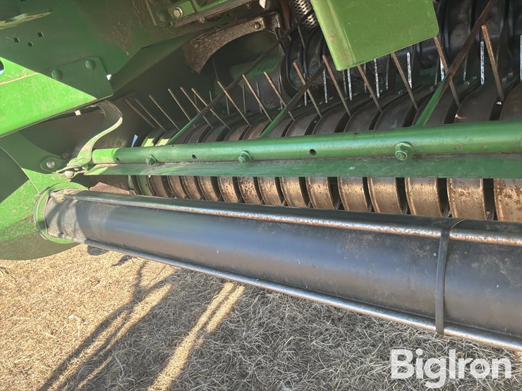 2023-john-deere-560m-image-17