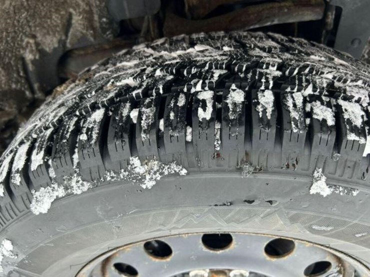 2017-ford-f150-xlt-image-55